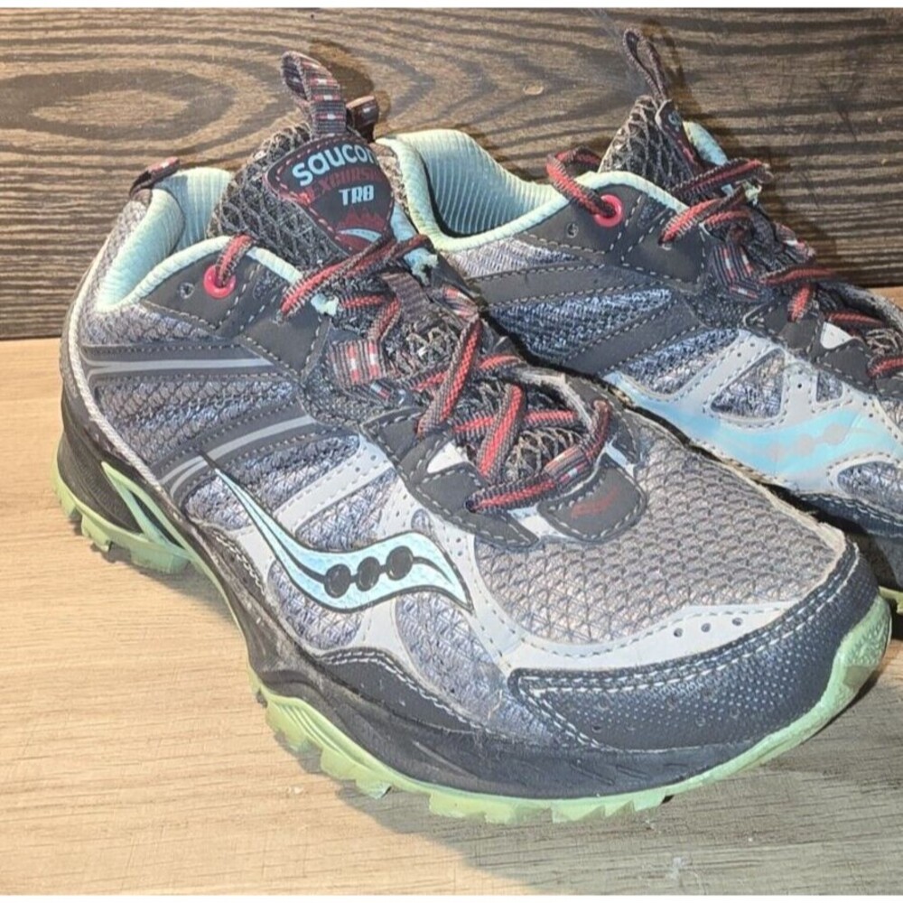 Saucony Shoes Womens 7 Excursion TR8 Running Sneakers GREY  PINK AQUA S15203-4